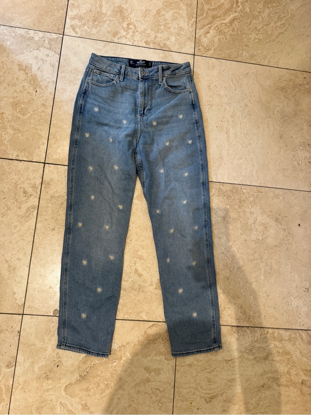 Hollister Women’s Light Blue Sun Flower-Print Straight Jeans